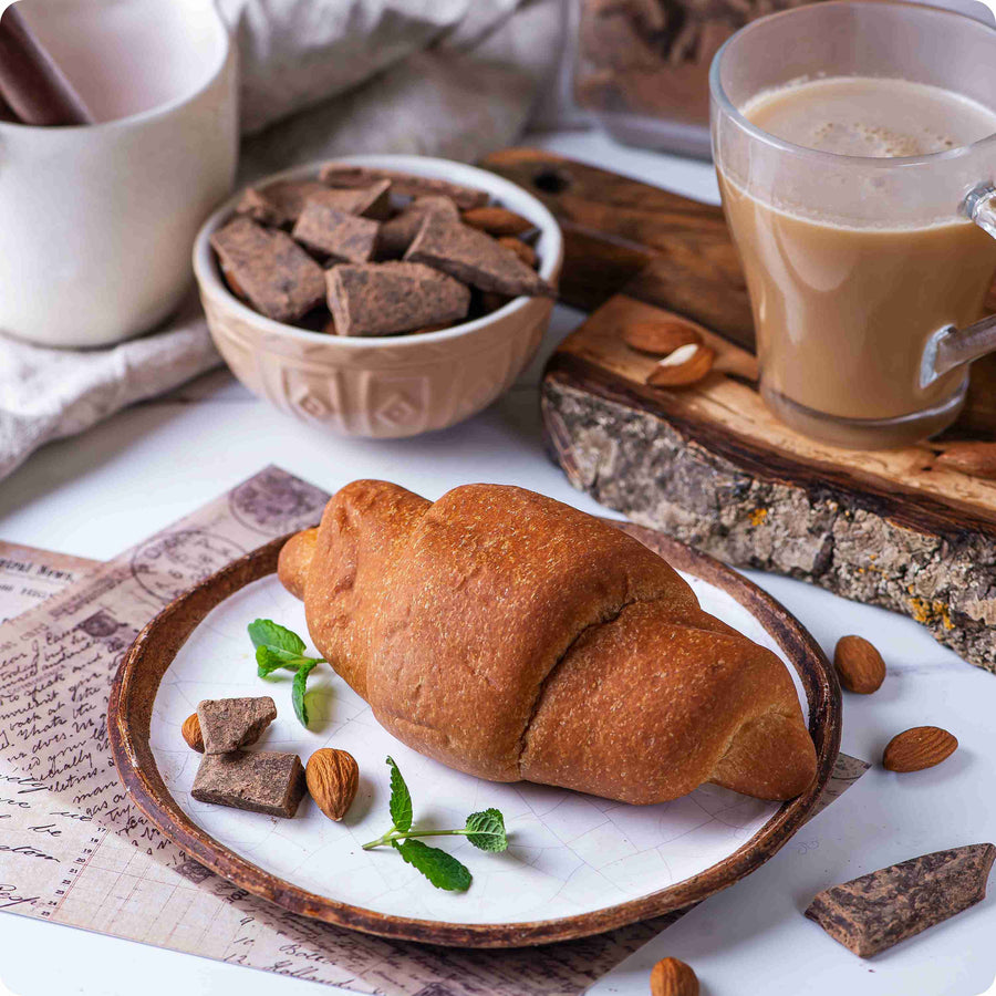 FeelingOK Protein Croissant mit Kakaofüllung 65g (5,83€/100g) für die Keto Diät und ketogene Ernährung