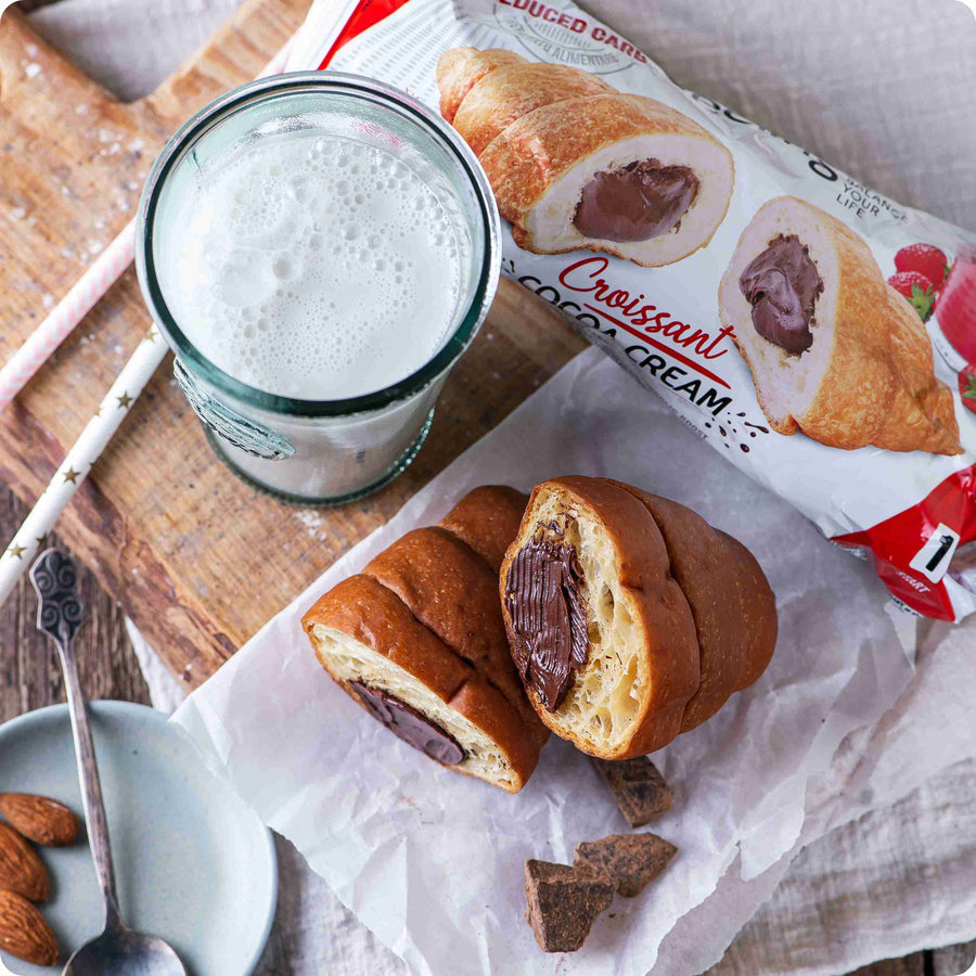 FeelingOK Protein Croissant mit Kakaofüllung 65g (5,83€/100g) für die Keto Diät und ketogene Ernährung